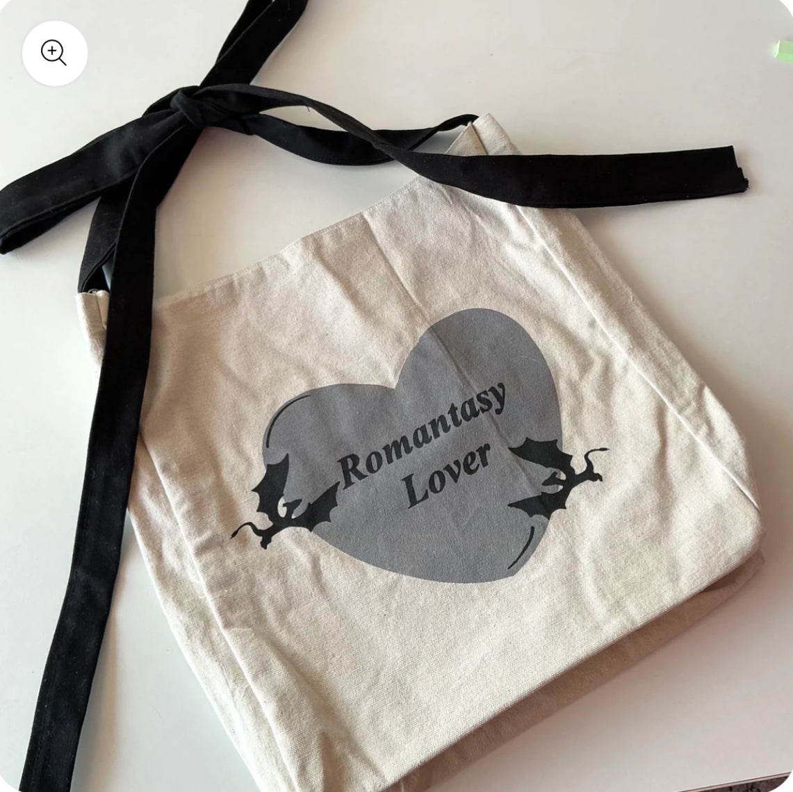 🗡️Romantasy lover bow tie bag 🐉