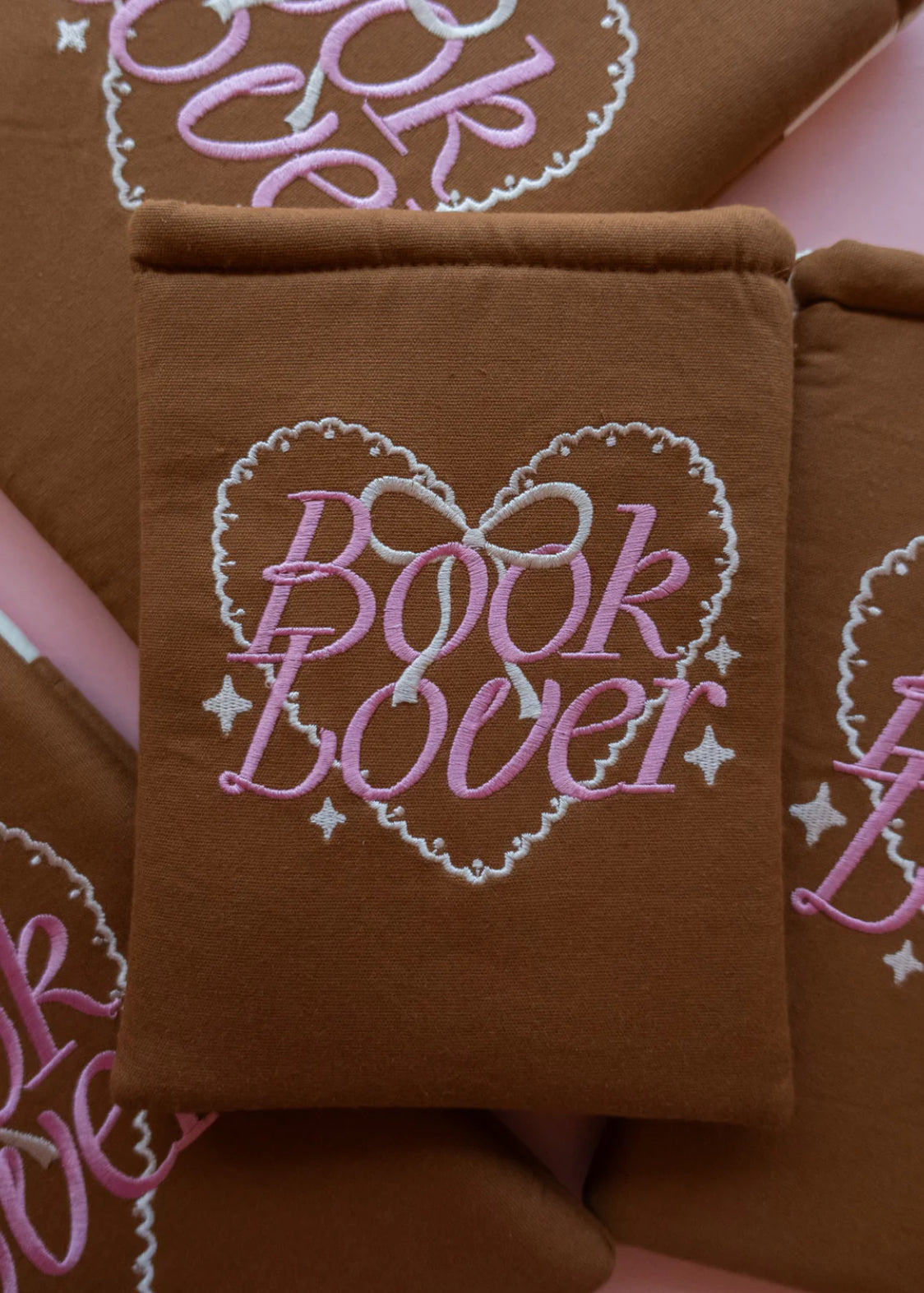 BOOK LOVER EMBROIDERED- Funda literaria