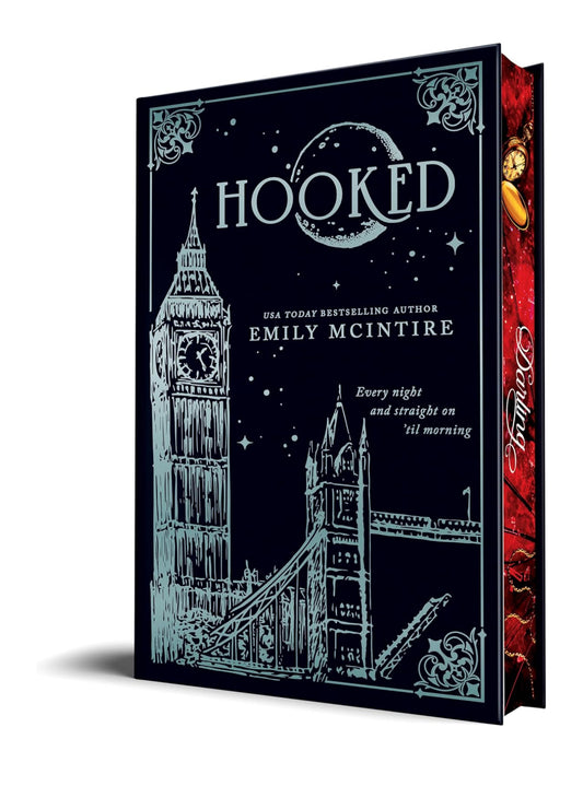 Hooked(Collector's Edition) (Never After, 1)- Emily McIntire