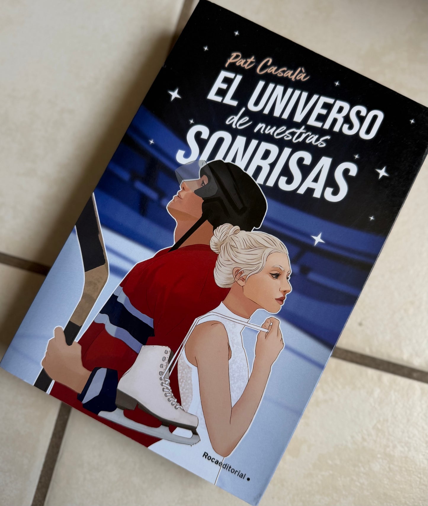 El universo de nuestras sonrisas- (libro usado o donado)
