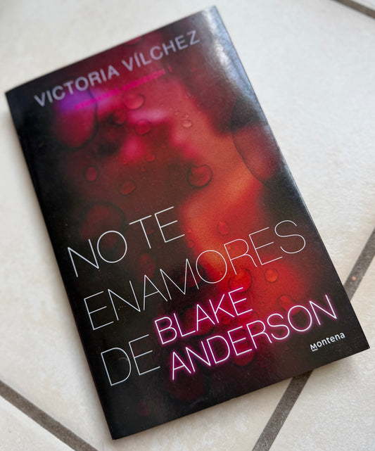 No te enamores de Blake Anderson- (libro usado o donado)