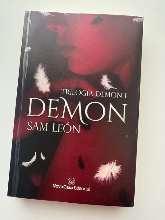Demon(Trilogía Demon #1) - (libro usado o donado)