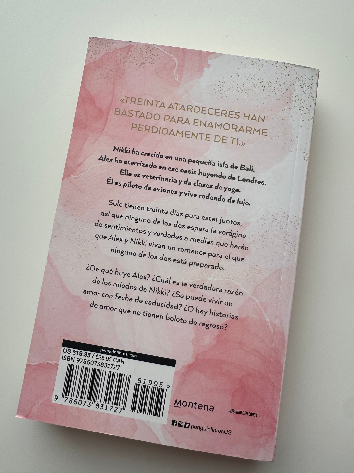 30 Sunset para enamorarte- (libro usado o donado)