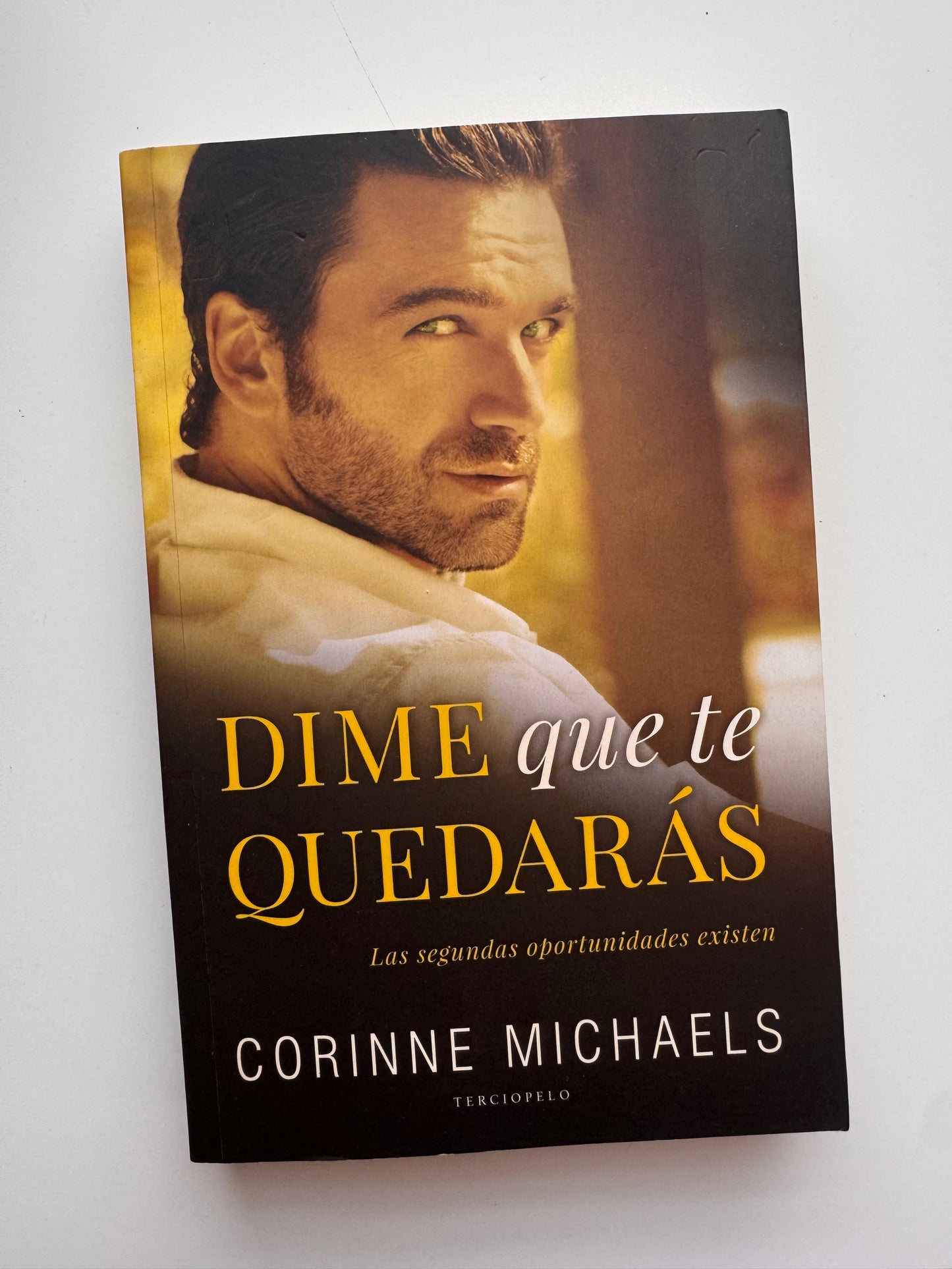 Dime que te quedarás (Los hermanos Hennington 1) - (libro usado o donado)