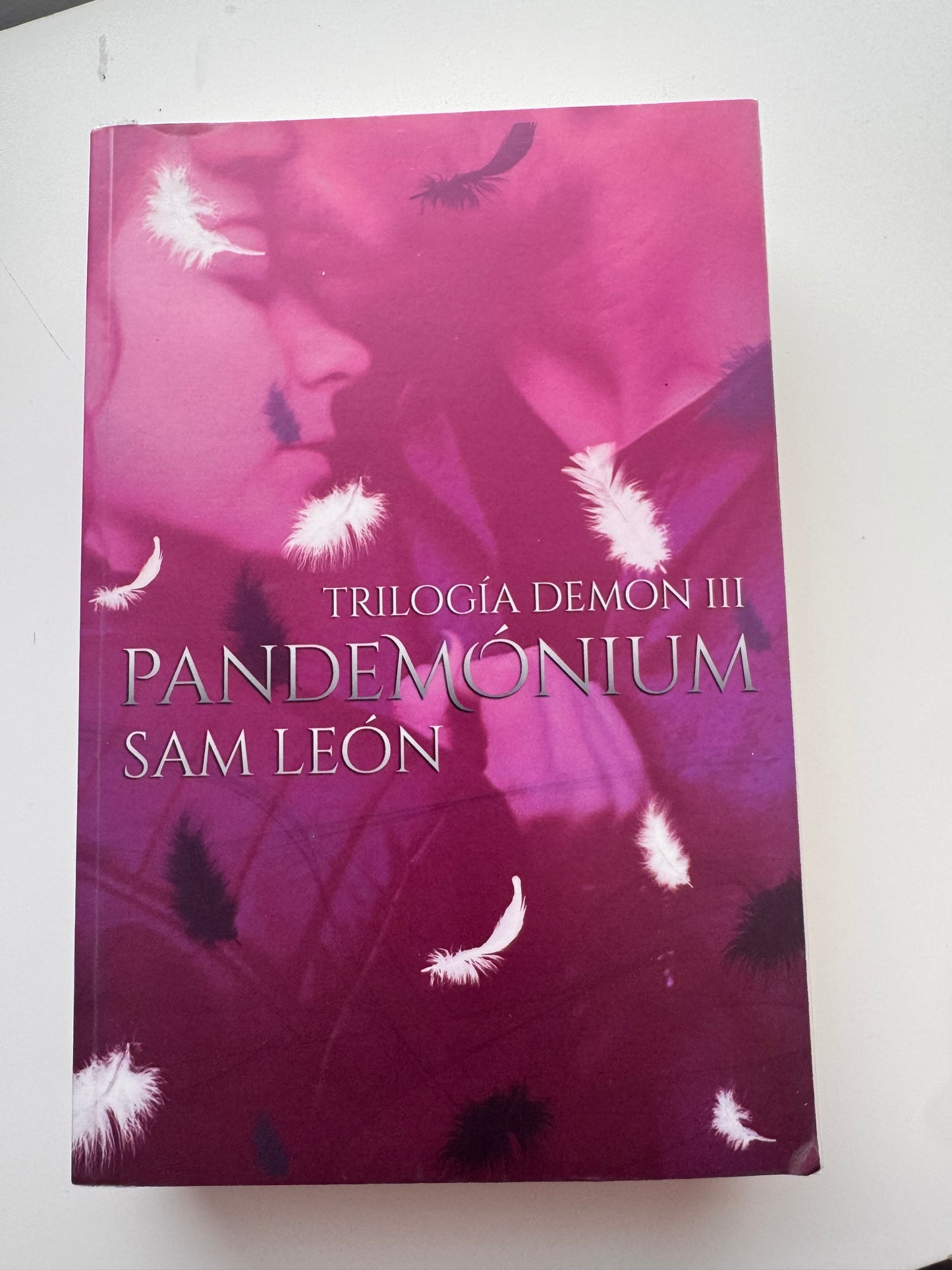 Pandemónium(Trilogía Demon #3) - (libro usado o donado)